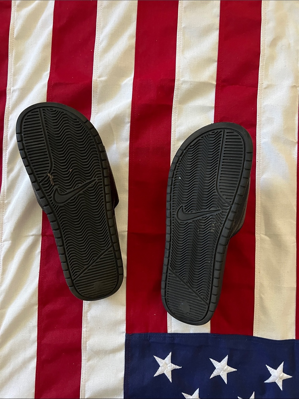 Nike slides - Picture 2 of 9